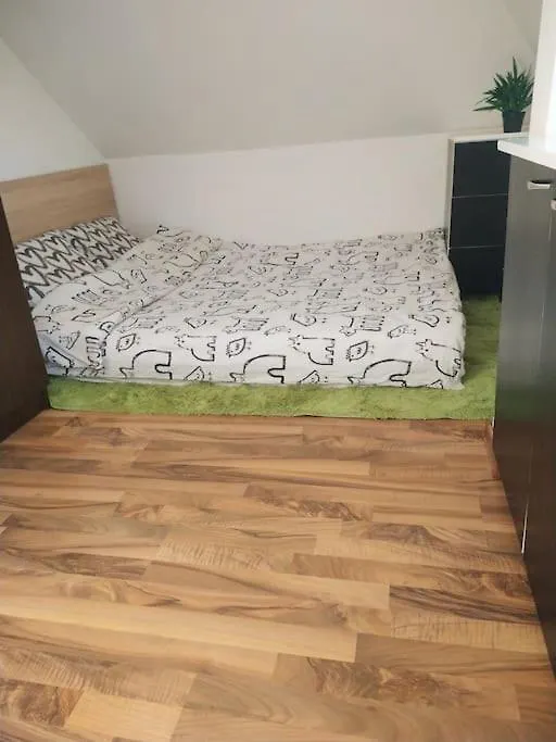 Cozy 2 Bedroom Apartment With Terrace Near The Beach And Park Warna