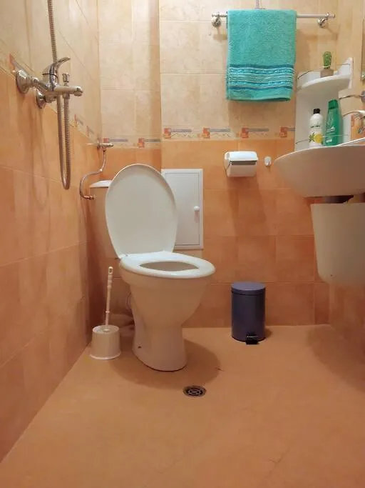 Cozy 2 Bedroom Apartment With Terrace Near The Beach And Park Warna
