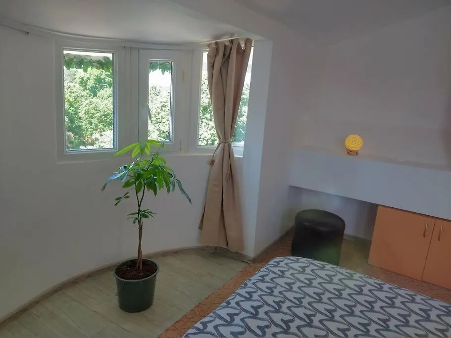 Cozy 2 Bedroom Apartment With Terrace Near The Beach And Park Warna 0*,  Bulgarien